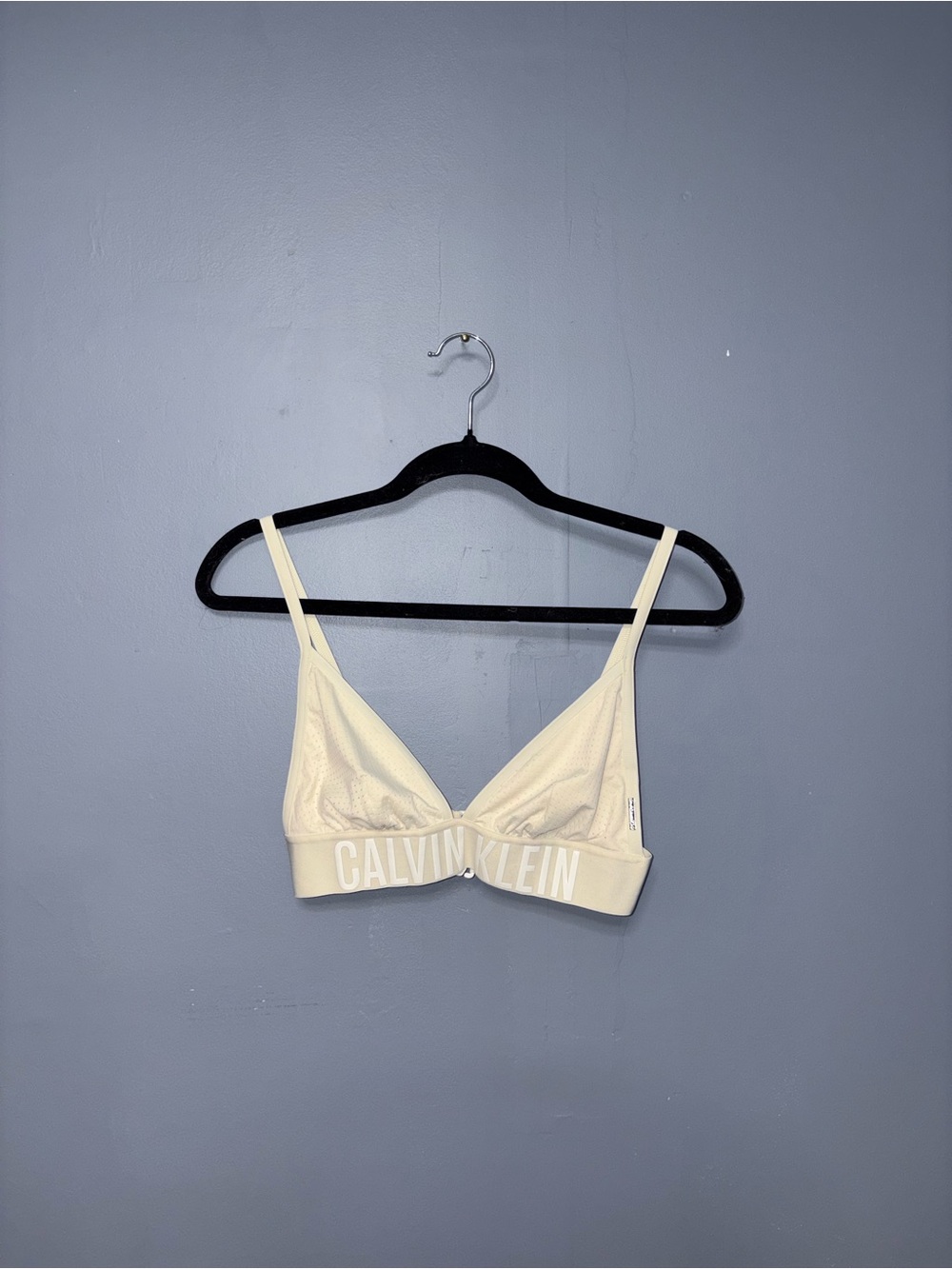 Calvin Klein | Cream Bra | Size Medium